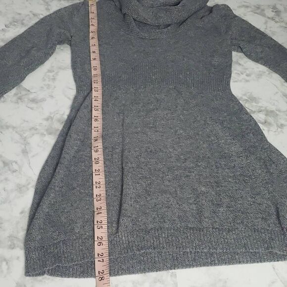 Oh Baby by Motherhood Gray Turtle Neck Sweater - Picture 3 of 9